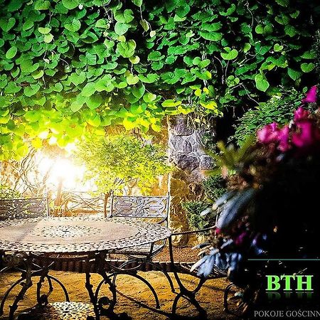 Bthouse, Pokoje Goscinne Varšava Exteriér fotografie