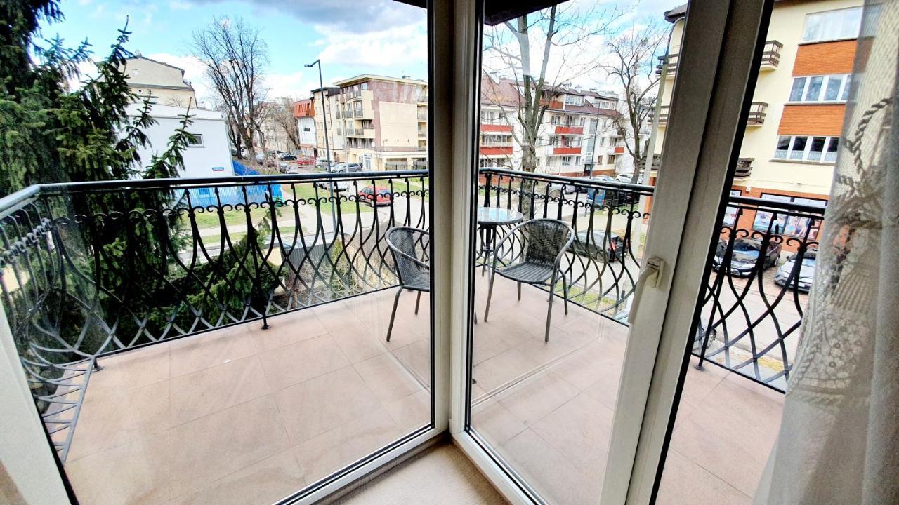 Bthouse, Pokoje Goscinne Varšava Exteriér fotografie