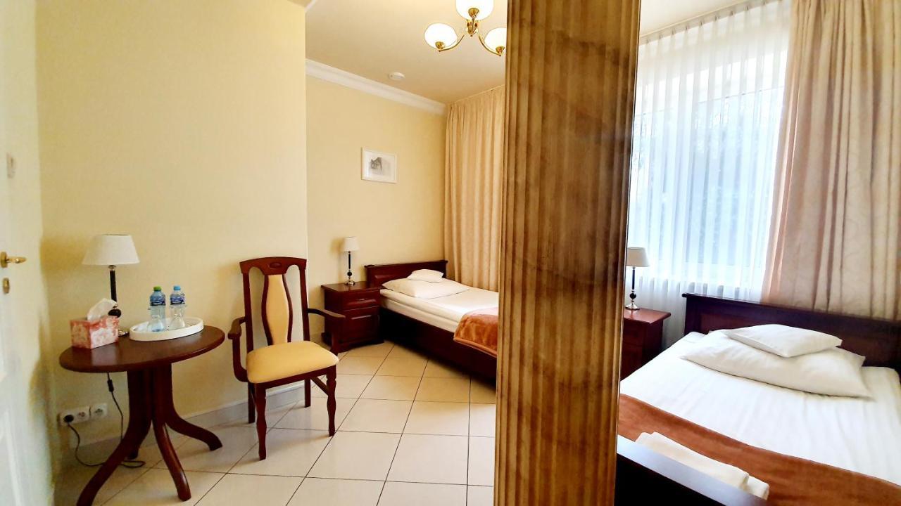 Bthouse, Pokoje Goscinne Varšava Exteriér fotografie