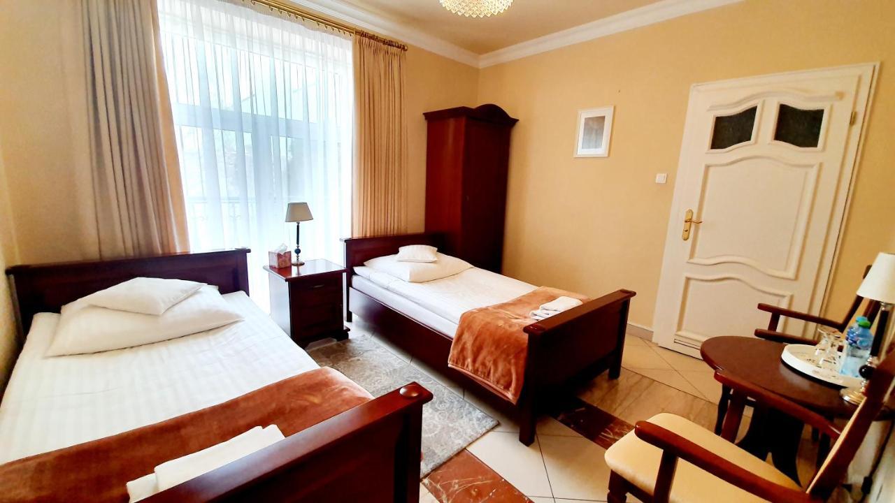 Bthouse, Pokoje Goscinne Varšava Exteriér fotografie