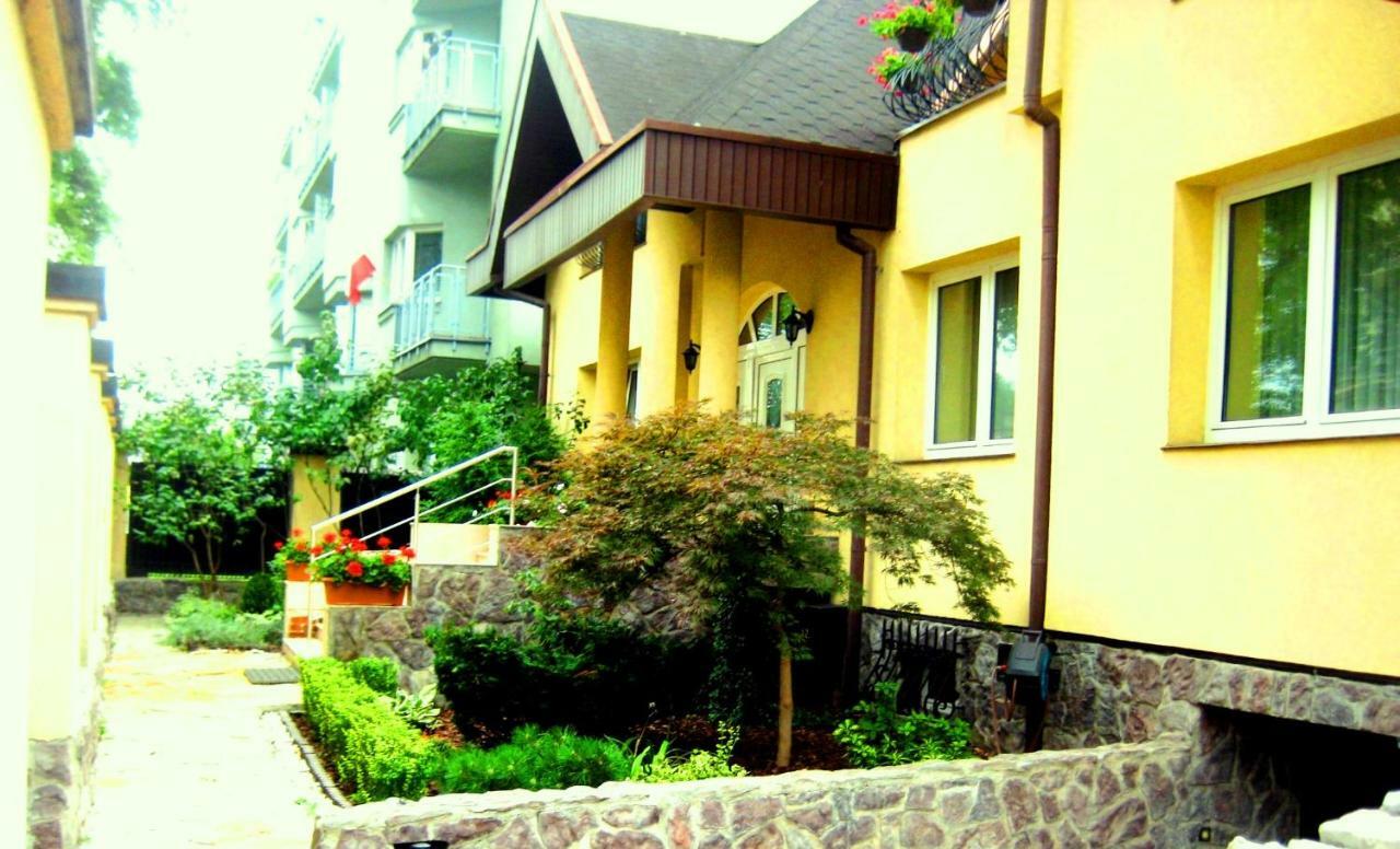Bthouse, Pokoje Goscinne Varšava Exteriér fotografie